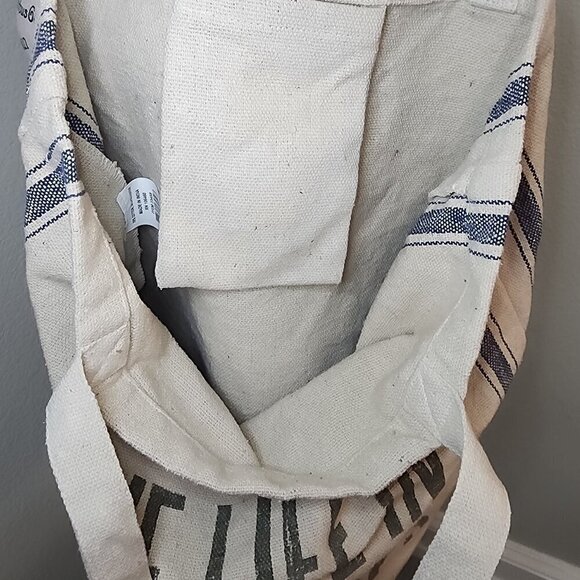 Live Life in Flip Flops Beach Tote - Picture 2 of 7